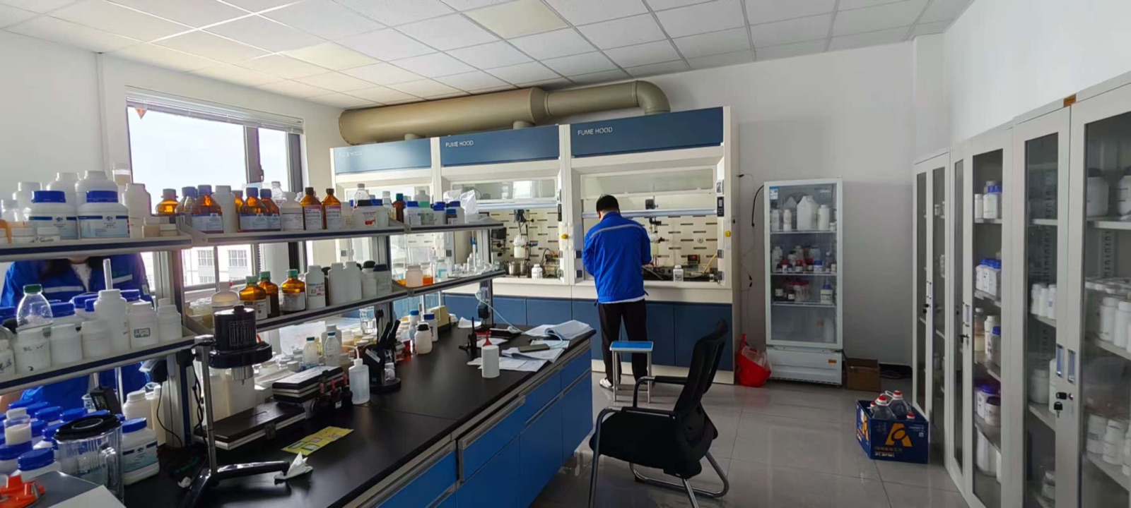 Technical support and sample testing scene