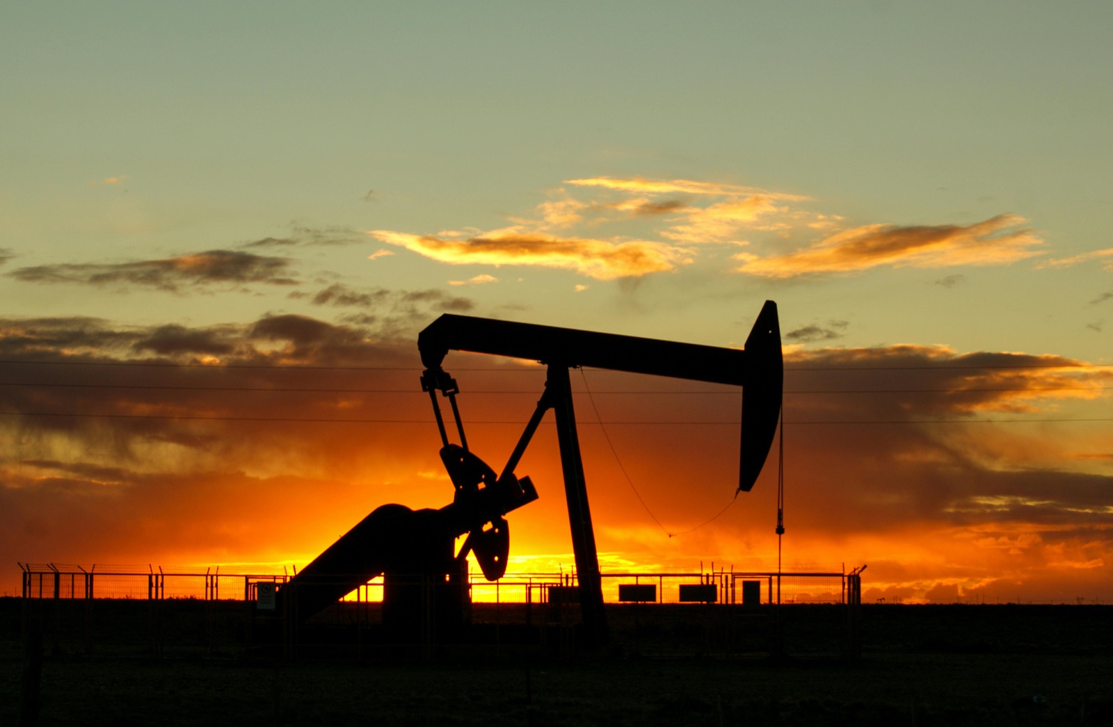 Oilfield chemical application scene